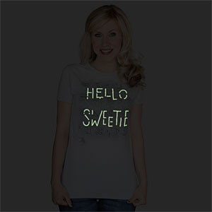 11a7_hello_sweetie_glow_tee_glow