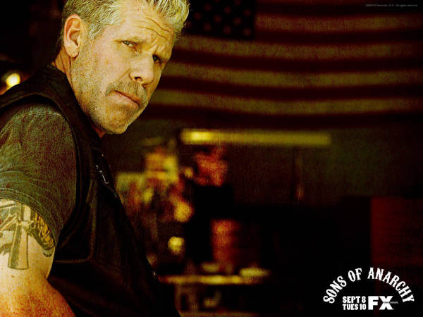 Clay-Morrow-sons-of-anarchy-10772024-1600-1200